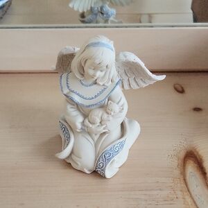 Sarah's Angels "Shelbi" Figurine